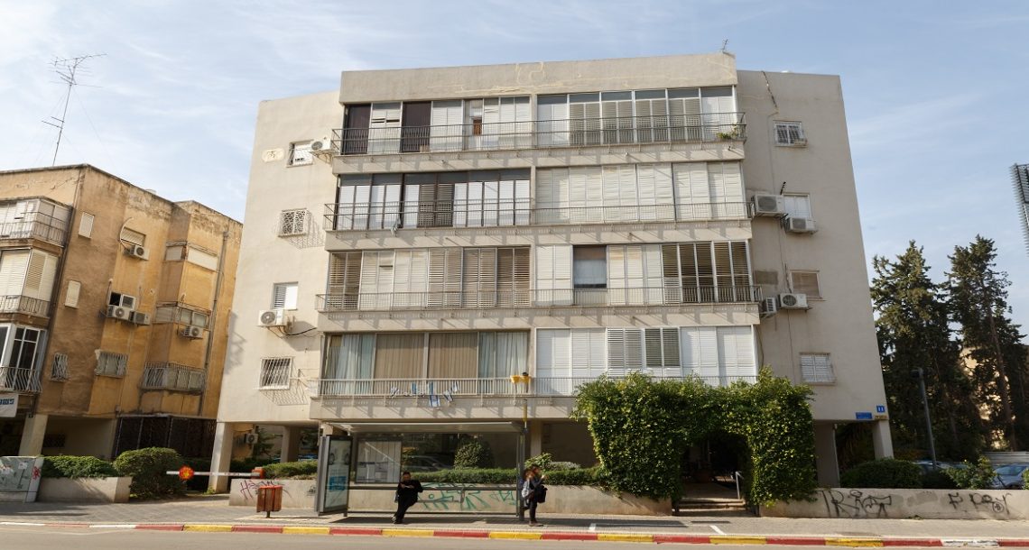 יצאנו לסיבוב נדל"ן תל אביבי עם צמד מתווכים מקצוען וחזרנו עם תובנות מעניינות. מחפשים לקנות או למכור? שווה לקרוא